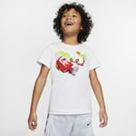 The Nike T-Shirt is made for the littlest sneakerheads that like to kick back and chill with a fun playful graphic printed on soft cotton jersey. Younger Kids' - White