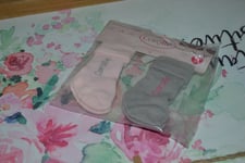 chaussette neuve poupee corolle 42 cm  rose et grise poupee je groupe