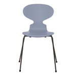 Fritz Hansen - Myran 3101 Lavender Blue Lackad/Warm Graphite - Matstolar - designer_arne_jacobsen - Blå - Metall/Trä