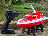 Remote Control Triple Motor Boat RC Racing Speed Boat Fire Engine Water SPRAY UK