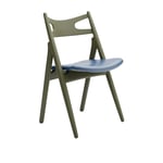 Carl Hansen - CH29P Sawbuck Chair, Lackerad Bok, Olive Green, Lädergrupp A Loke - 7310 - Spisestoler - Hans J. Wegner - Grønn - Lær/Tre