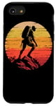 Coque pour iPhone SE (2020) / 7 / 8 Homme en détresse vintage, randonnée dans les montagnes