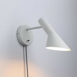 Barcelona Led - Applique murale design avec prise 'Marlene' - Blanc Louis Poulsen aj Jacobsen Arne Jacobsen