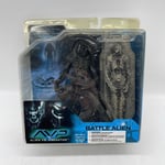 Alien vs Predator, avp Battle Alien, McFarlane Toys Figure