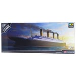 Academy The White Star Liner RMS Titanic MCP Edition Model Kit Scale 1:400