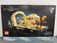 LEGO Star Wars 75380   Mos Espa Podrace Diorama 718pcs    Brand New Sealed