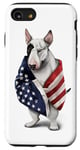 Coque pour iPhone SE (2020) / 7 / 8 Bull Terrier Dog Patriot Wrap dans le drapeau des États-Unis Amérique