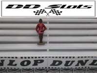 F603 – DD Slots Carrera Scalextric Track-side Figure Seated Lady 1.32 Scale –...