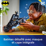 La figurine de Batman™ à construire et la moto Bat-Pod