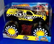 HOT WHEELS MONSTER TRUCKS 1:24 GIANT WHEELS TAXI NEW 2020 DIE CAST, NEW