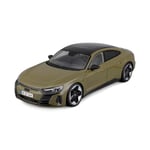 Bburago | 1/18 Audi RS e-TRON GT 2022 - Tactical Green | Voiture Reproduction Miniature à échelle pour Enfant | À Partir de 3 Ans et + | 11050G