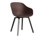 HAY - AAC222 Chair Black WB Lacq Oak Base Raisin 2.0 Shell - Matstolar - Hee Welling - Brun - Trä/Plast