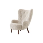 Petra Vb3 Lounge Chair, Sheepskin Moonlight/oiled Walnut