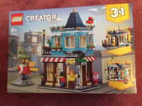 LEGO CREATOR 3in1 TOWNHOUSE TOY STORE CAKE SHOP & FLORIST 31105-NEW/BOXED/SEALED