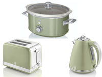 SWAN Retro Green Jug Kettle 2 Slice Toaster  & 3.5L Slow Cooker Kitchen Set