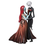 Enesco Figurine Disney Showcase Couture de Force L'Étrange Noël de Monsieur Jack et Sally Embrassant - 24 cm - Multicolore 6008701 9,5" H x 5,5" W x 6,75" L