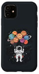 Coque pour iPhone 11 Astronaute se balançant à travers les planètes spatiales Aventure