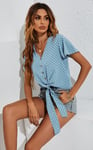 Cute Tie Knot Front Buttoned Crop T Shirt Top In Blue & White Polka Dot Print