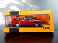 Miniature Ixo models 1/43 Dodge charer R/T 1970 rouge