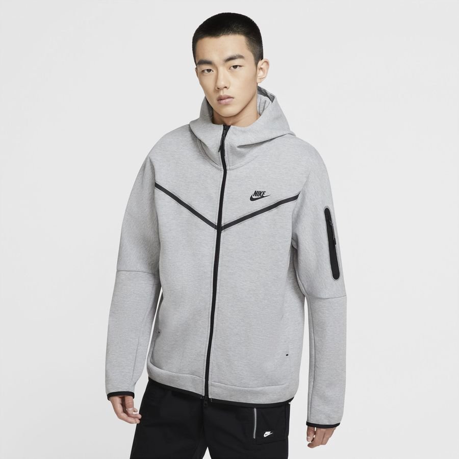 nike tech fleece prisjakt