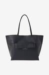 Calvin Klein - Väska CK Linear MD Shopper_saffiano - Svart