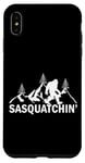 Coque pour iPhone XS Max Explorez l'aventure Silhouette de Sasquatch en plein air