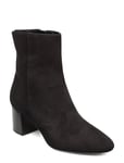 Apair Plan Low Rounded Bootie Shoes Boots Ankle Boot - Heel Svart [Color: BLACK SUEDE ][Sex: Women ][Sizes: 36,37,40,41 ]