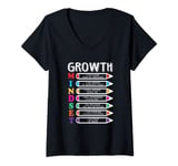 Womens Growth Mindset T-Shirt Classroom Teacher Gift TShirt V-Neck T-Shirt