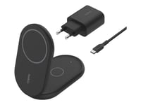 Belkin Boostcharge 2-In-1 - Trådløst Ladestativ - Magnetisk, Sammenleggbar, Med Qi2 + Ac-Strømadapter - 15 Watt - Fast Charge - Svart - For Apple Iphone 12, 13, 14, 15, 16