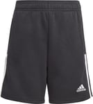 Adidas shortsit, mustat