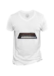 T-Shirt Homme Col V Vintage Synth Roland Jupiter 8 Synthetizer Analog Pub