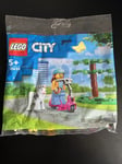 LEGO 30639 City Dog Park & Scooter Polybag - **BRAND NEW AND SEALED**