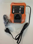 AEG LL1240 12V CHARGER IN2