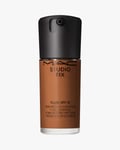 Studio Fix Fluid SPF 15 24HR Matte Foundation + Oil Control 30 ml (Farge: NC50)