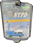 NYPD 1985 Chevrolet K-5 Blazer in blue / white, 1:64 scale, Green Wheel version