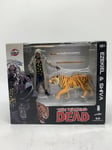 McFarlane Toys The Walking Dead Comic Ezekiel & Shiva Exclusive Action Figures 2