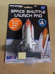 Herpa 86RT-38141 Space shuttle on launch pad