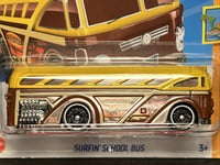 2023 Hot Wheels - SURFIN’ SCHOOL BUS - 24/250 SURF’S UP 1/5 - SHORT CARD HKJ32