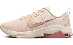 Nike Femme W Zoom Bella 6 Womens Training Shoe, Guava Ice/MTLC Red Bronze-Pale Ivory, 35.5 EU