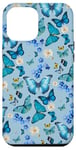 Coque pour iPhone 15 Pro Max Papillons bleus sur bleu vintage avec des accents floraux