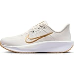 Nike Women's Quest 6 Laced Shoes, Phantom/MTLC Gold-SAIL-Pale Ivory-Anthra, 7.5 UK