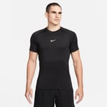 Nike Dri-FIT Slim T-shirt för herr - Svart, kort ärm, löpning och träning - Handla nu på Loparshop.se!