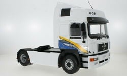 MODELCAR - Camion solo de 1994 couleur blanc – MAN F2000 - 1/18 - MOD18134