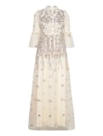 Malina Nicolina Long Sleeved Lace Maxi Dress Kräm