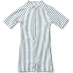 Liewood Max swim jumpsuit seersucker – Y/D stripe: sea blue/white - 104/110