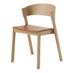 Muuto - Cover Side Chair Oak/Refine Cognac Leather - Ruokapöydän tuolit - Thomas Bentzen - Nahka/Puu