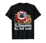 Sleighing All the Way Christmas Family Cat Funny Xmas T-Shirt