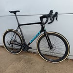 Ridley Bikes Helium Disc Ultegra Carbon Road Bike - Ex Demo Black / Belgian Blue Large EX DEMO Black/Belgian