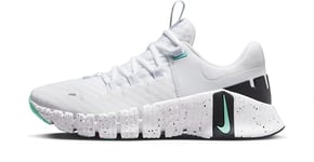 Nike Femme W Free Metcon 5 Womens Training Shoe, White/Emerald Rise-Black, 44.5 EU