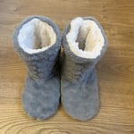 Vinter Damtofflor Skor Vinter Par Golvstrumpor Vuxen Halkfri förtjockning Sammet Inomhusdans High-Tube Tofflor dark grey 43-44